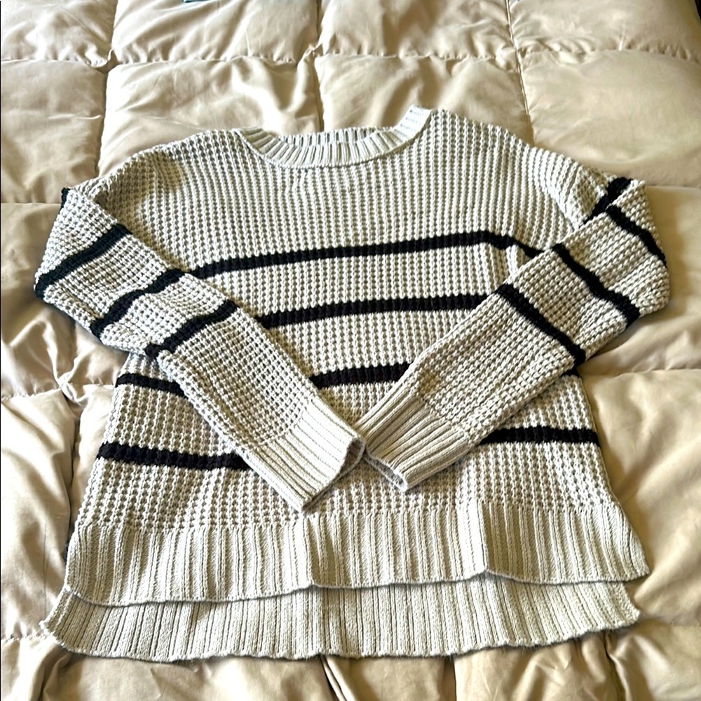 SO Sweater